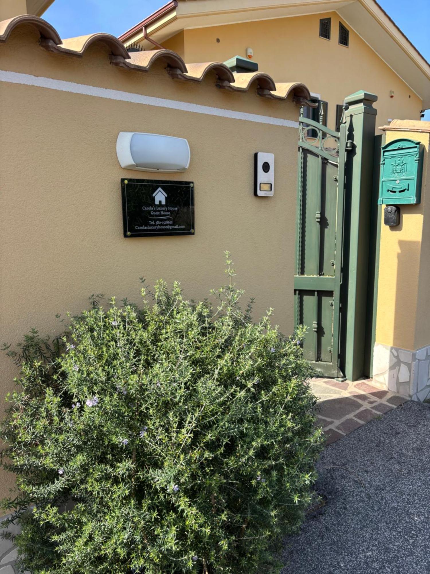 Carolas Luxury House Fiumicino Luaran gambar